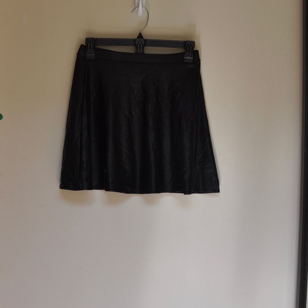 Black skirt